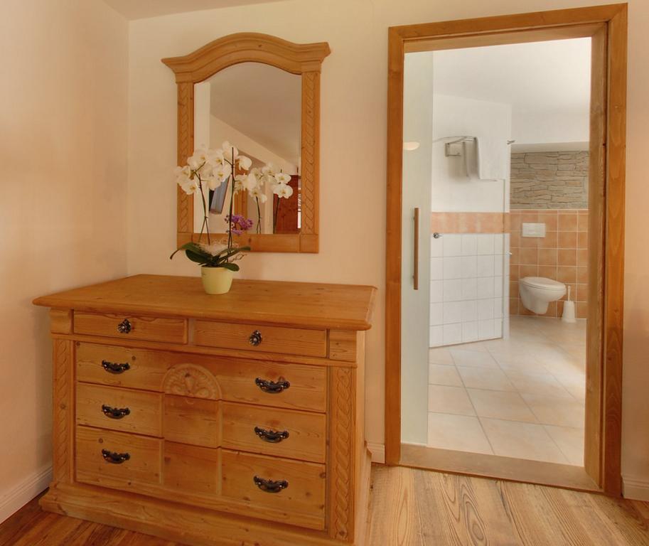 Junior Suite,1758282241:JPEG